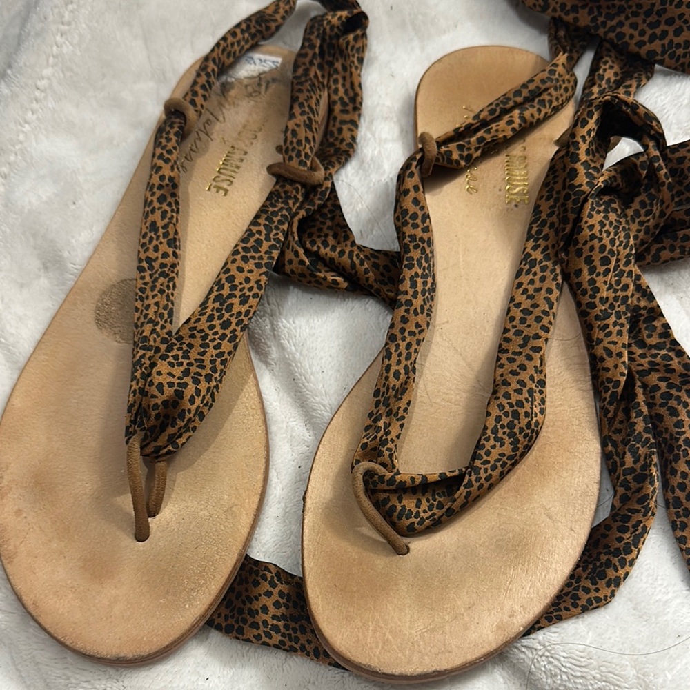 Matisse Brown Sandals T-Strap Flat Sole